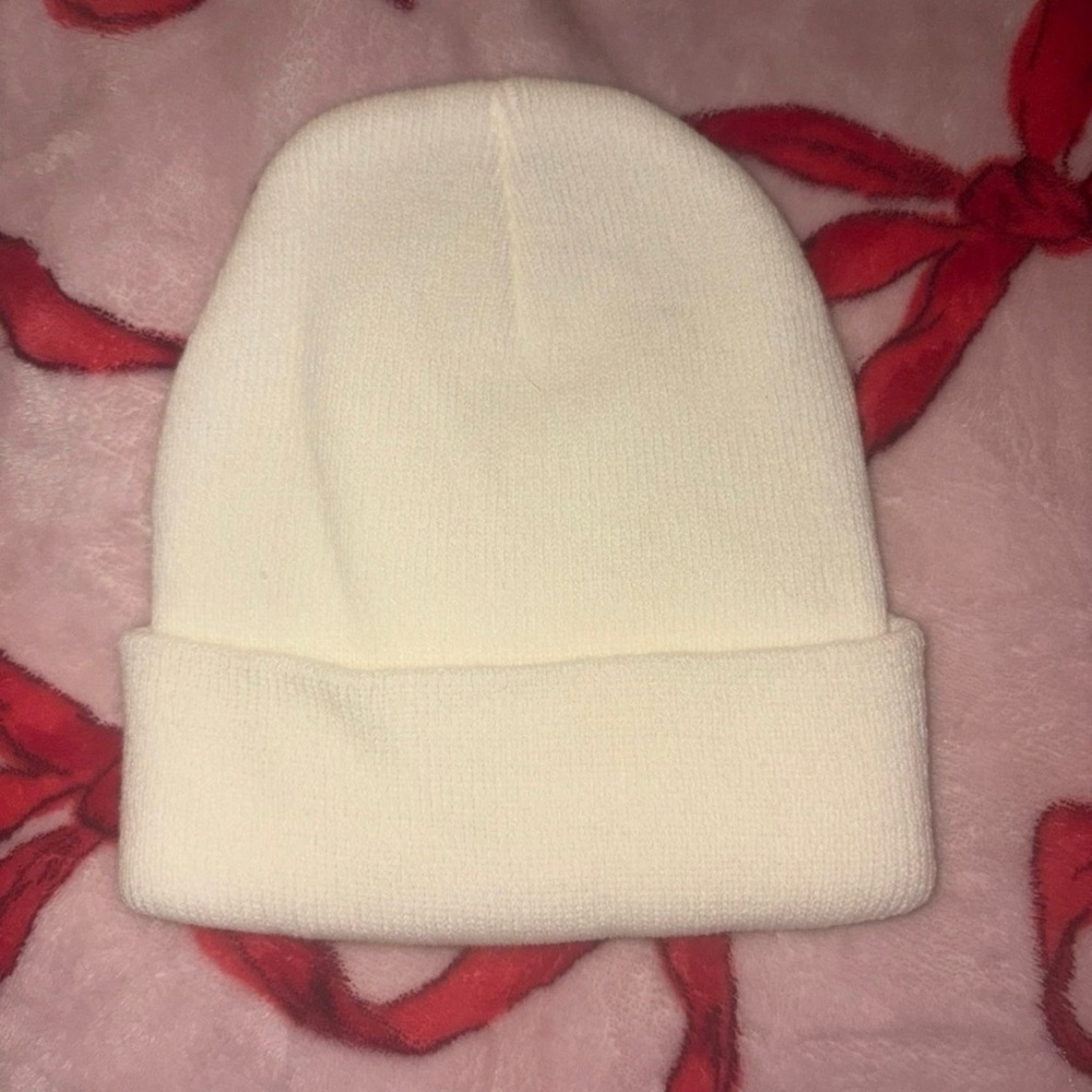 Cozy Cream Knit Beanie